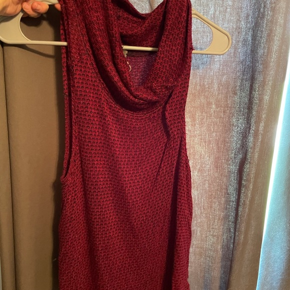 10 DOLLAE SALE ON EVERYTHING: Free People Tank - Picture 3 of 3